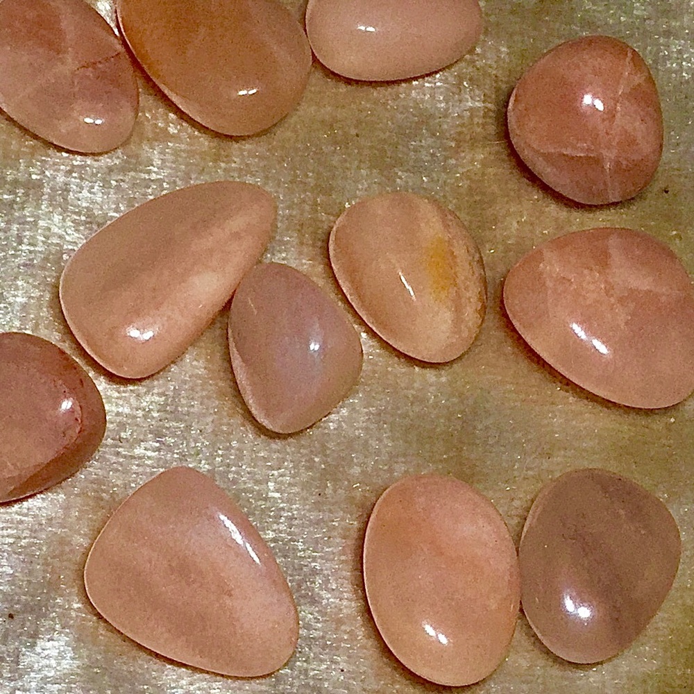 (2) Peach Moonstone Tumbled Crystals - Picture 4 of 9